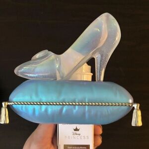 Bath & Body Works Cinderella slipper Wallflower Fragance Plug